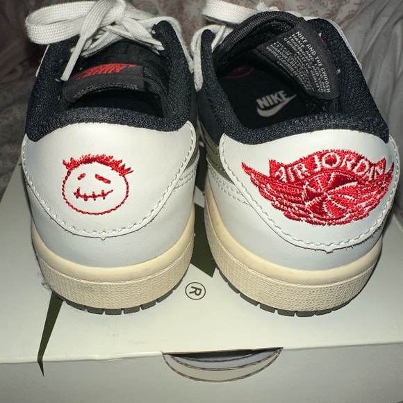 Kids Jordan 1 retro low OG Travis Scott medium Olive - Picture 5 of 9